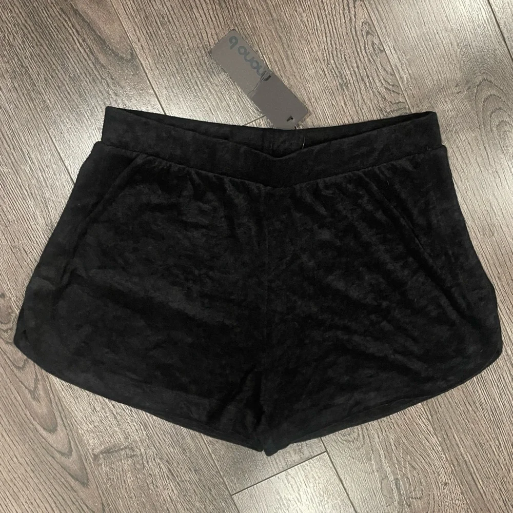 Mono B Terry Pile Knit Lounge Shorts NWT | Size L - Picture 2 of 6